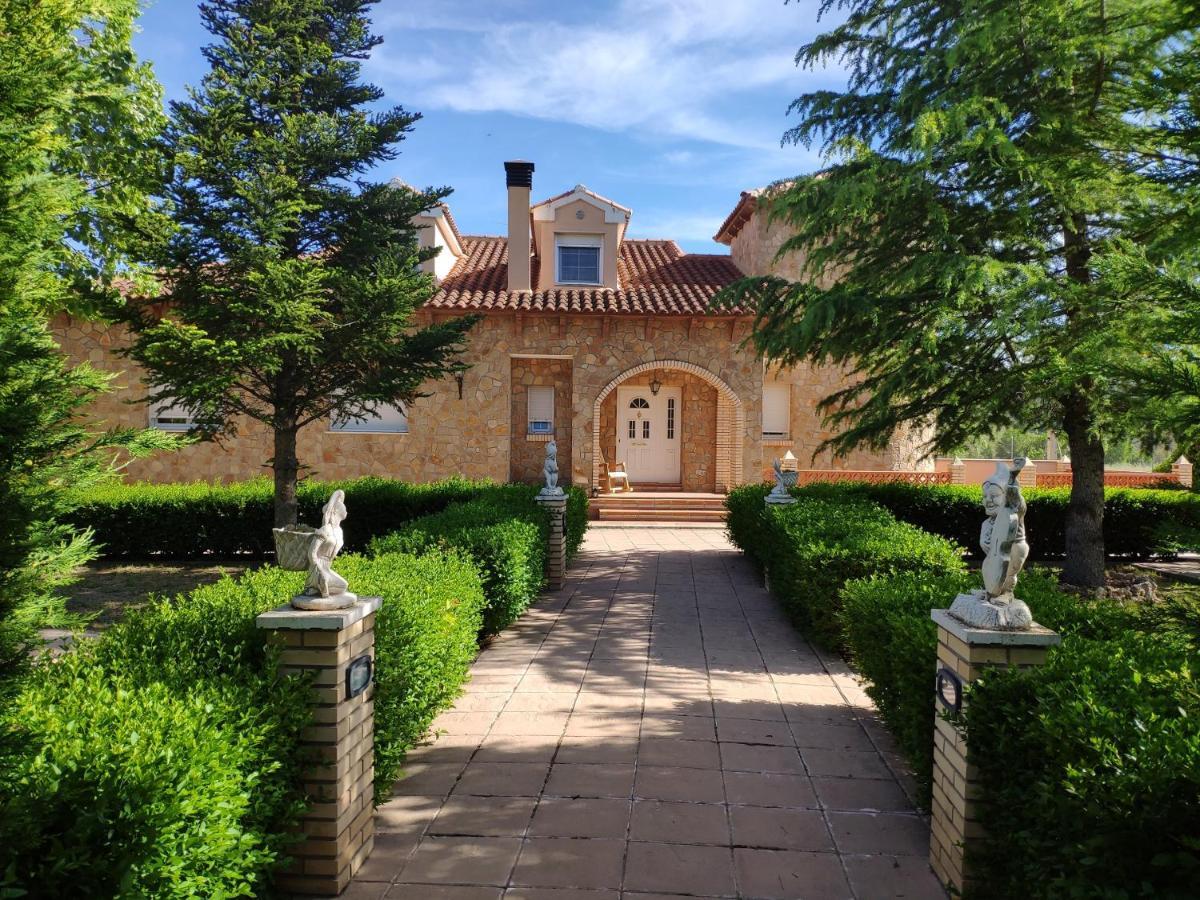 Cite- Jardines/bbq/terrazas/ Familias Teruel