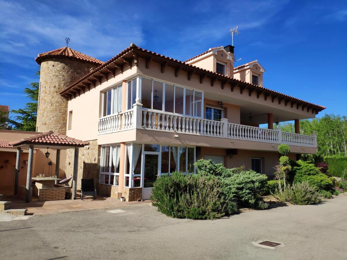 Cite- Jardines/bbq/terrazas/ Familias Teruel